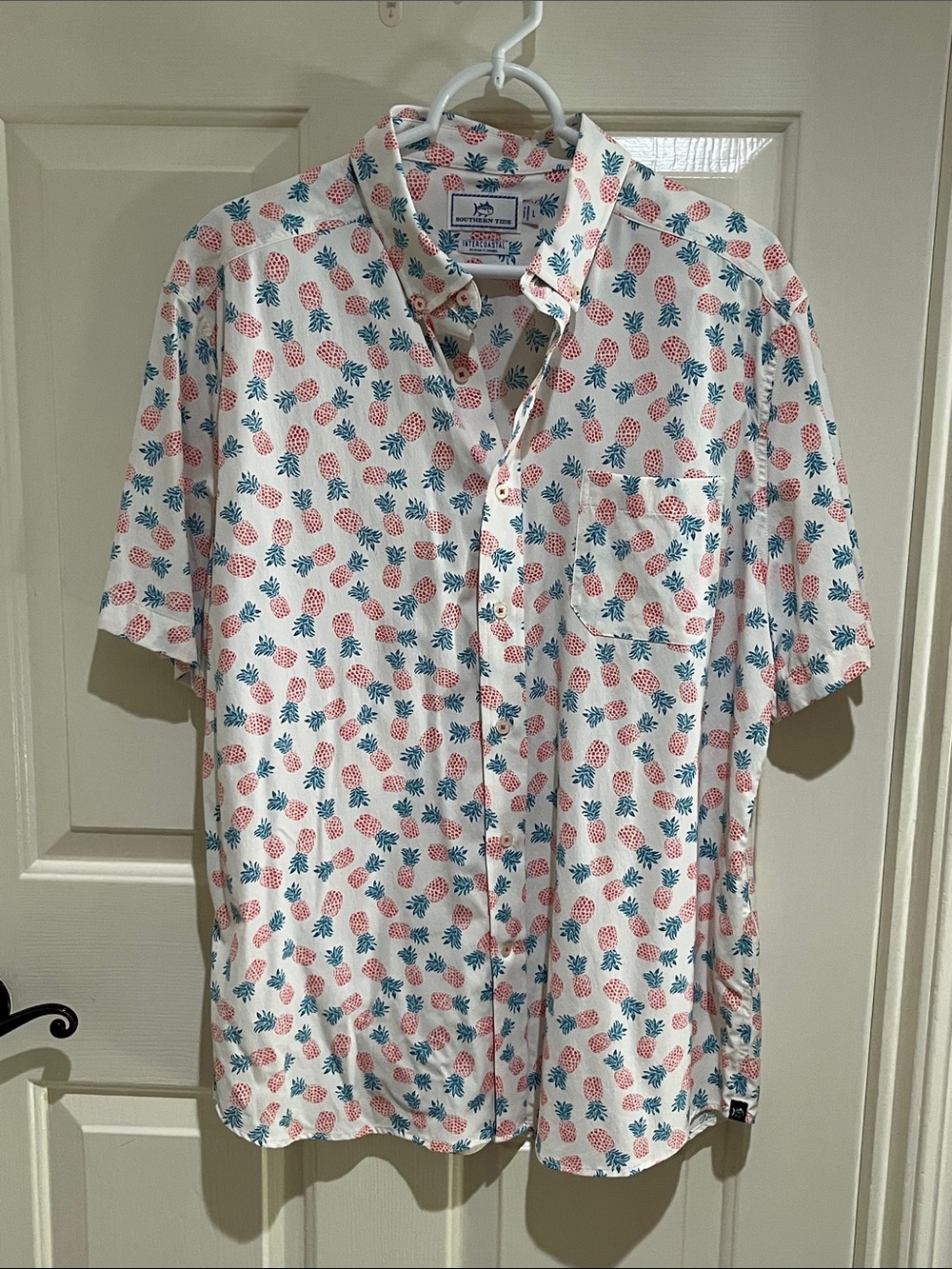 Southern Tide White Short-Sleeve Pineapple Print Button-Up Shirt